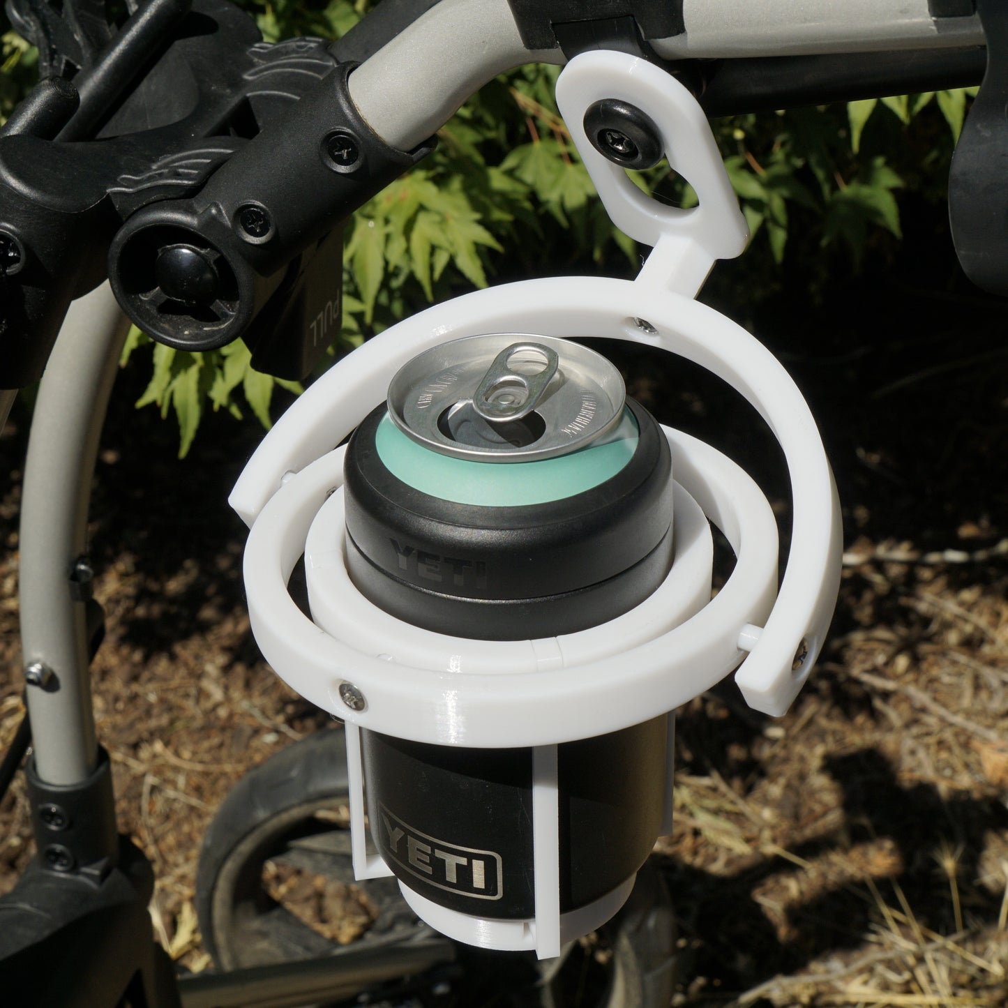 Golf Gyroscopic Cup Holder